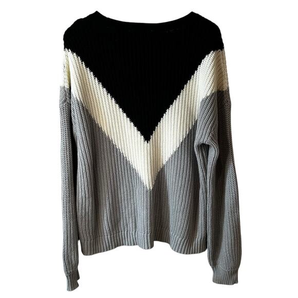 Time and Tru Chevron Pullover Knit Sweater Large 12-14 Gray Black White Cozy - Picture 3 of 12